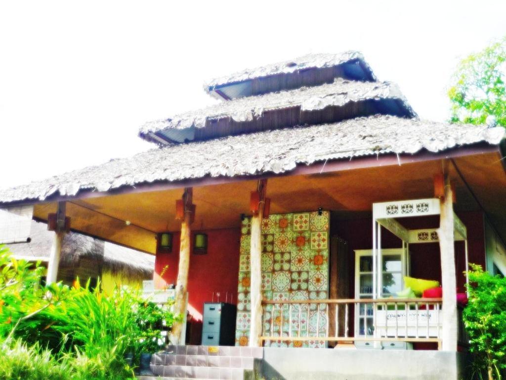 Him Naam Pai Resort Exterior photo