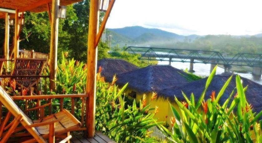 Him Naam Pai Resort Exterior photo
