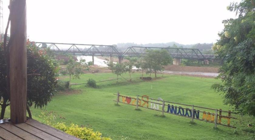 Him Naam Pai Resort Exterior photo